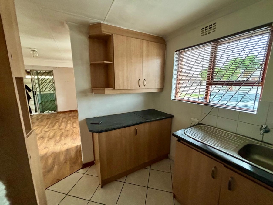 2 Bedroom Property for Sale in Highbury Park Western Cape